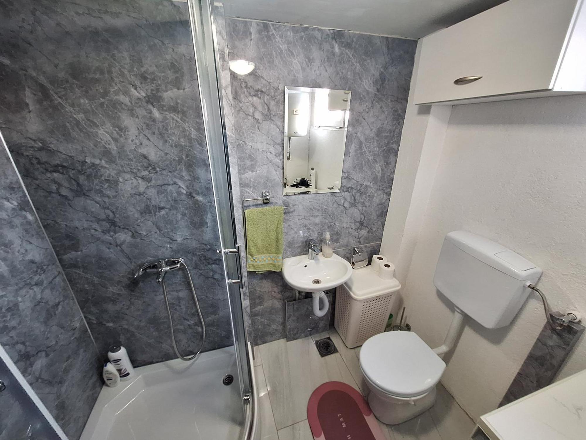 Fly & Stay Apartments Laktasi Ngoại thất bức ảnh
